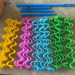 24 piece Beatles , spiral, wave curler set